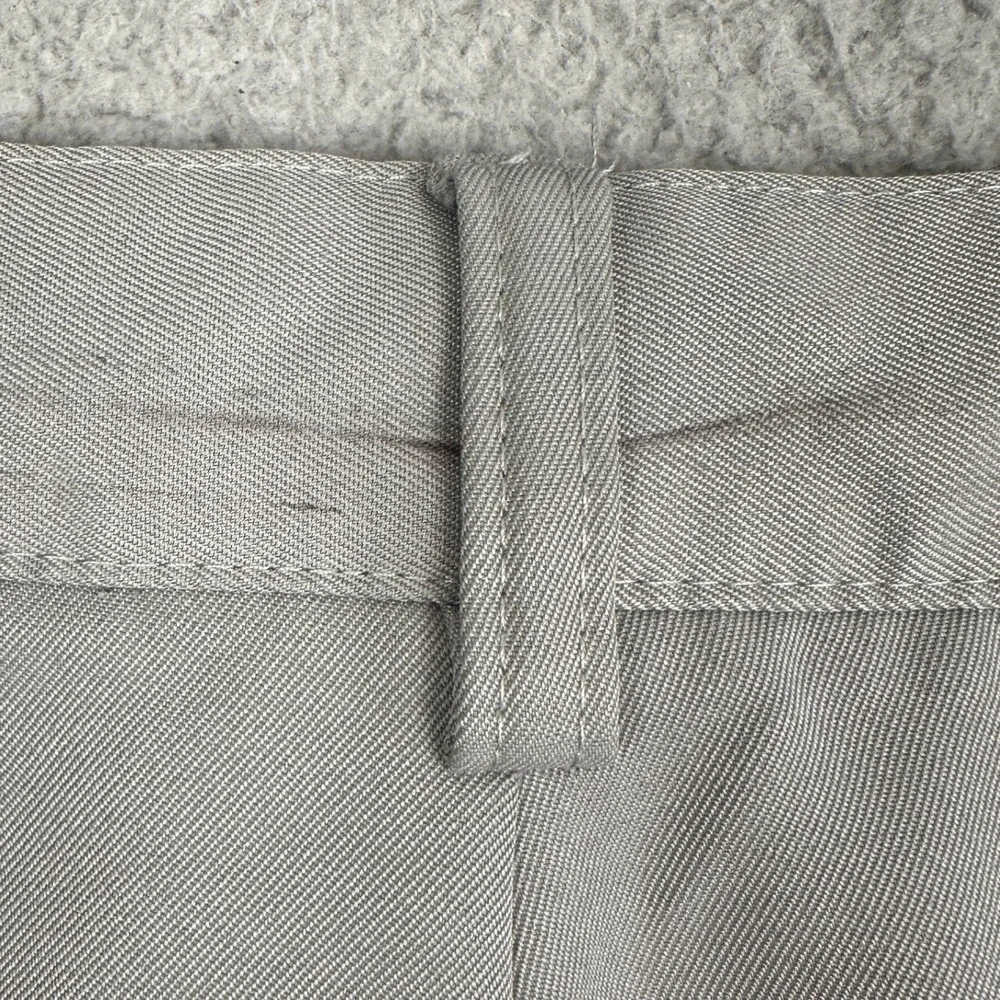 IZOD Golf Shorts Mens 38 Grey Classic Cargo Performance Flat Front Zip Pocket